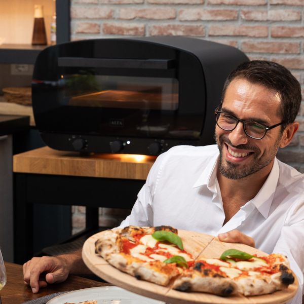 Urbe Electric Matt Black